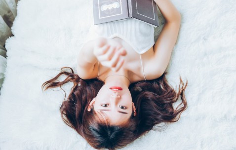 小孩晚上腿疼发烧是怎么回事（孩子说腿疼后晚上发烧了）