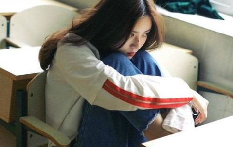 卵泡1.7乘2.0（卵泡17乘20mm ,但提示张力差）